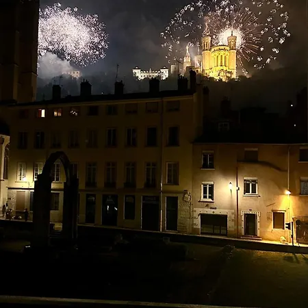 Quai De Saone Vue Vieux Fourviere * ليون